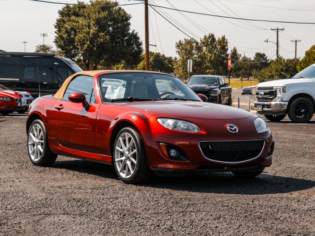 Used 2010 RED Mazda  image 3