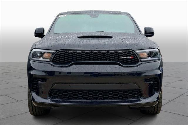 New 2026 Diamond Black Clear-Coat Exterior Paint Dodge GT image 3