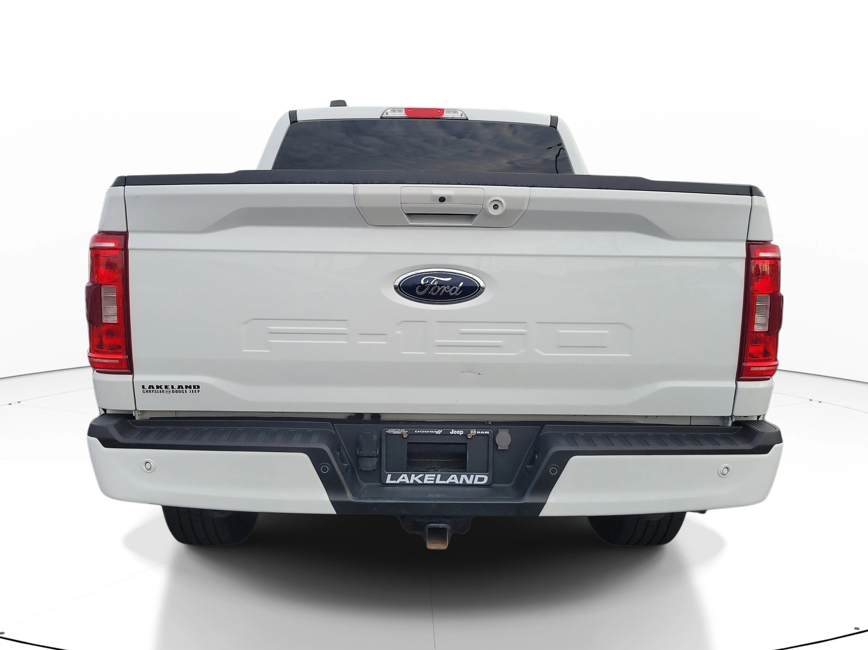 Used 2023 Oxford White Ford XLT image 5