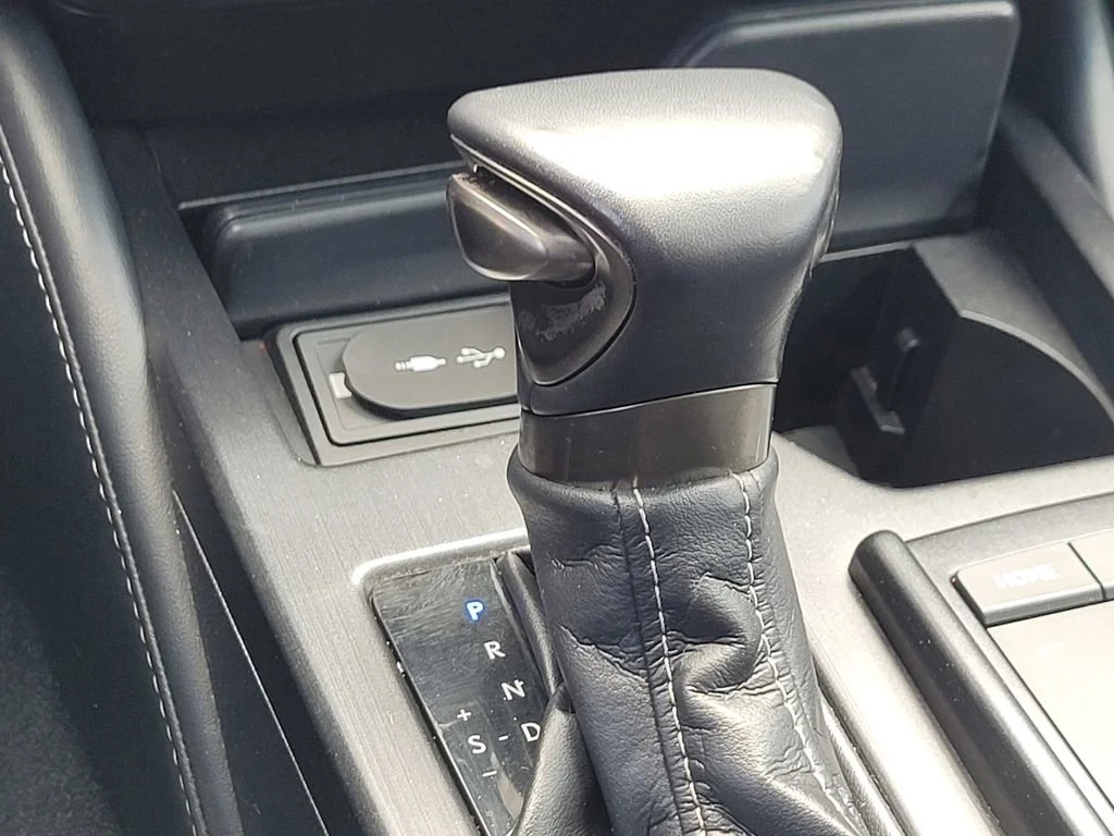 Used 2019  Lexus ES 350 image 23