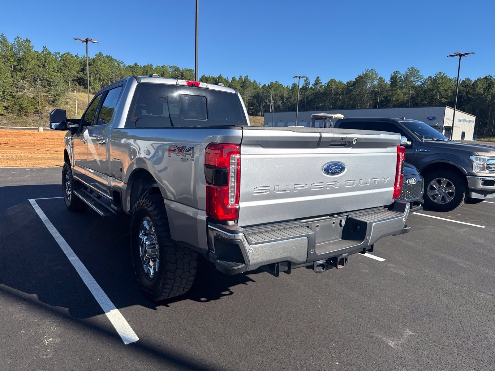 Used 2024 Silver Ford Lariat image 4