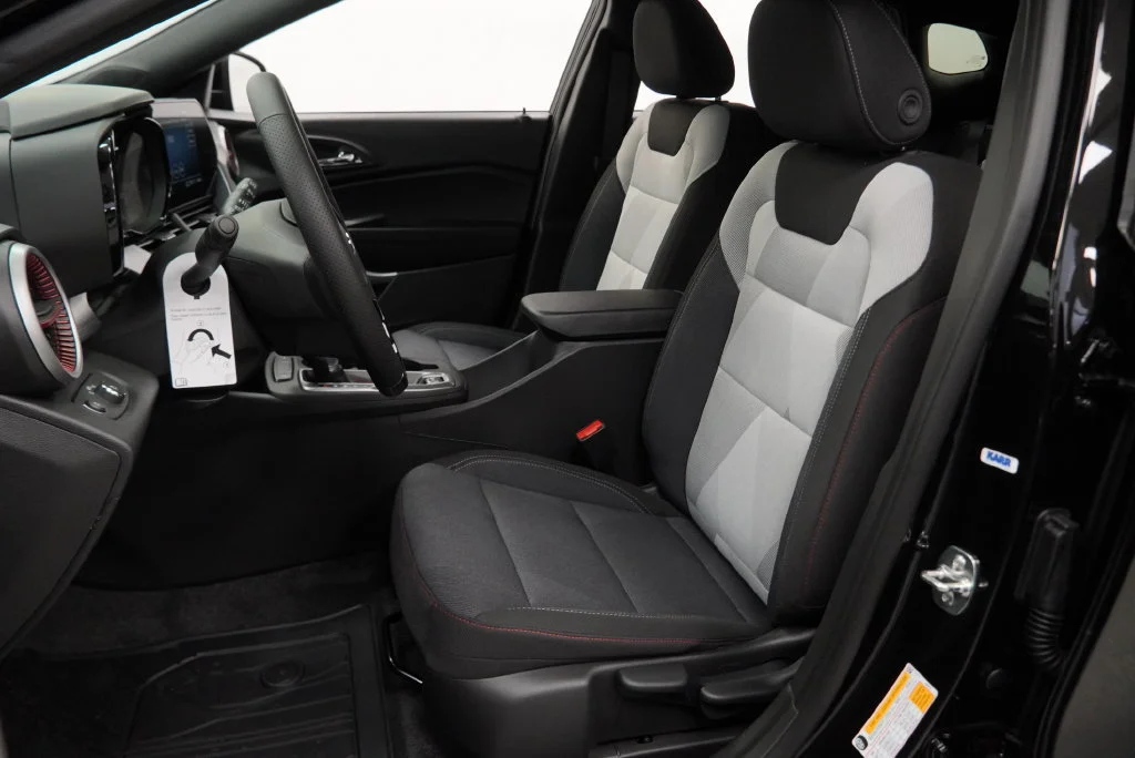 New 2026 Mosaic Black Metallic Chevrolet 1RS image 4
