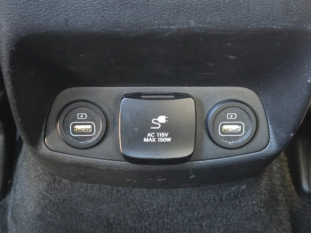 Used 2022 Gray Hyundai Limited image 17