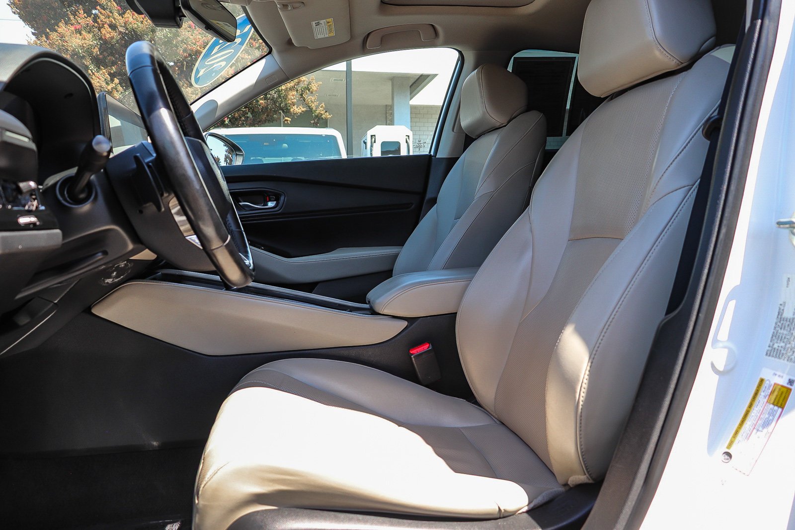 Used 2025 White Honda Touring image 22