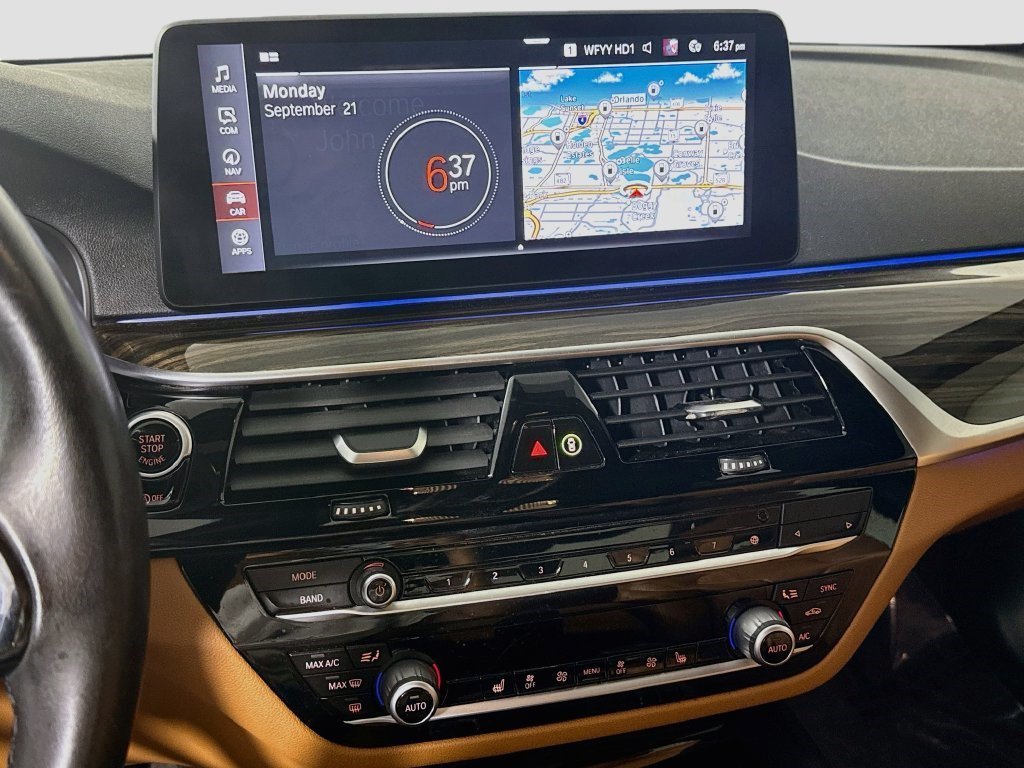 Used 2021 Dark Graphite Metallic BMW 530i image 14