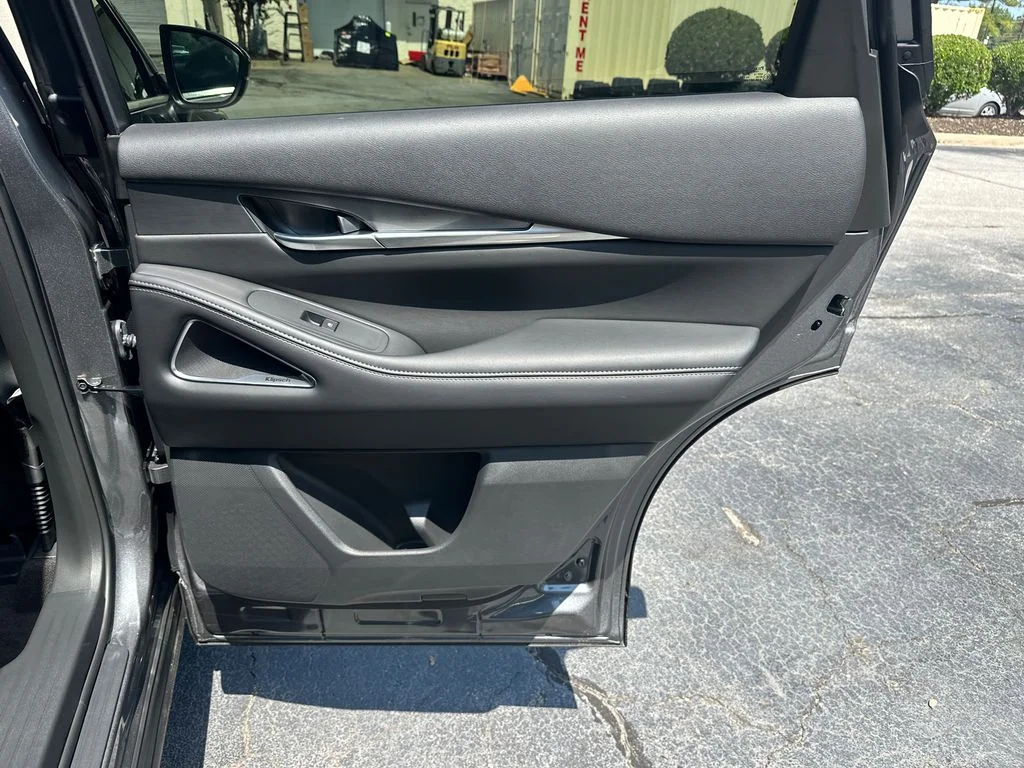 New 2027 GRAPHITE SHADOW INFINITI Luxe FWD image 14