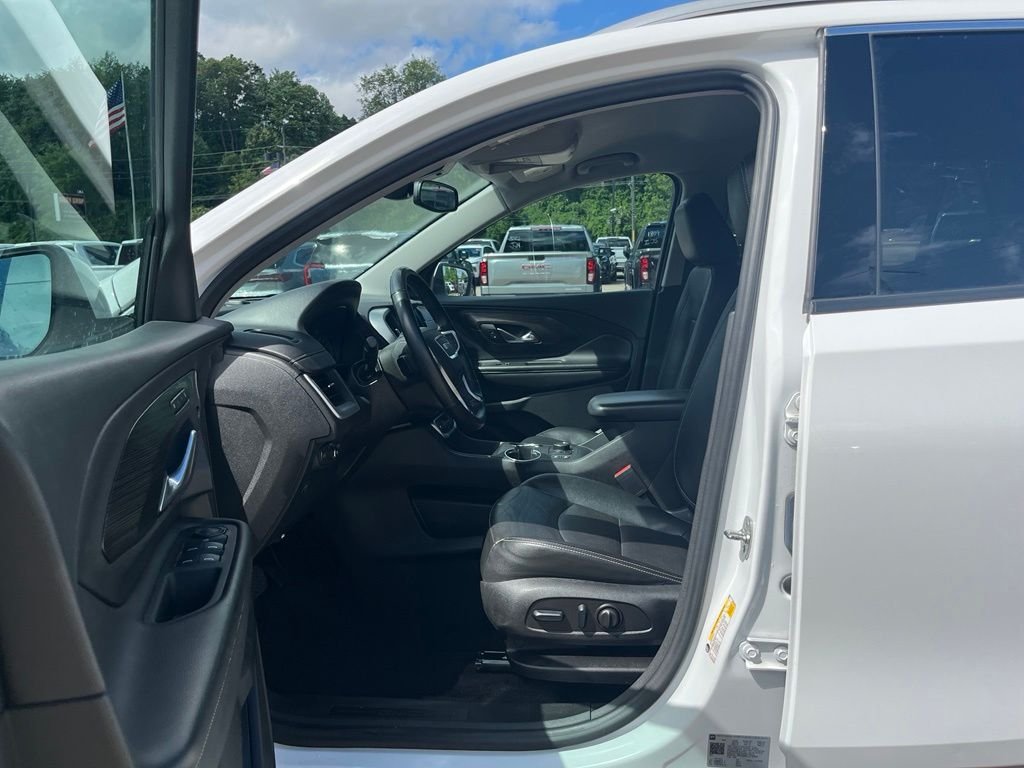 Used 2024 Summit White GMC SLT image 21