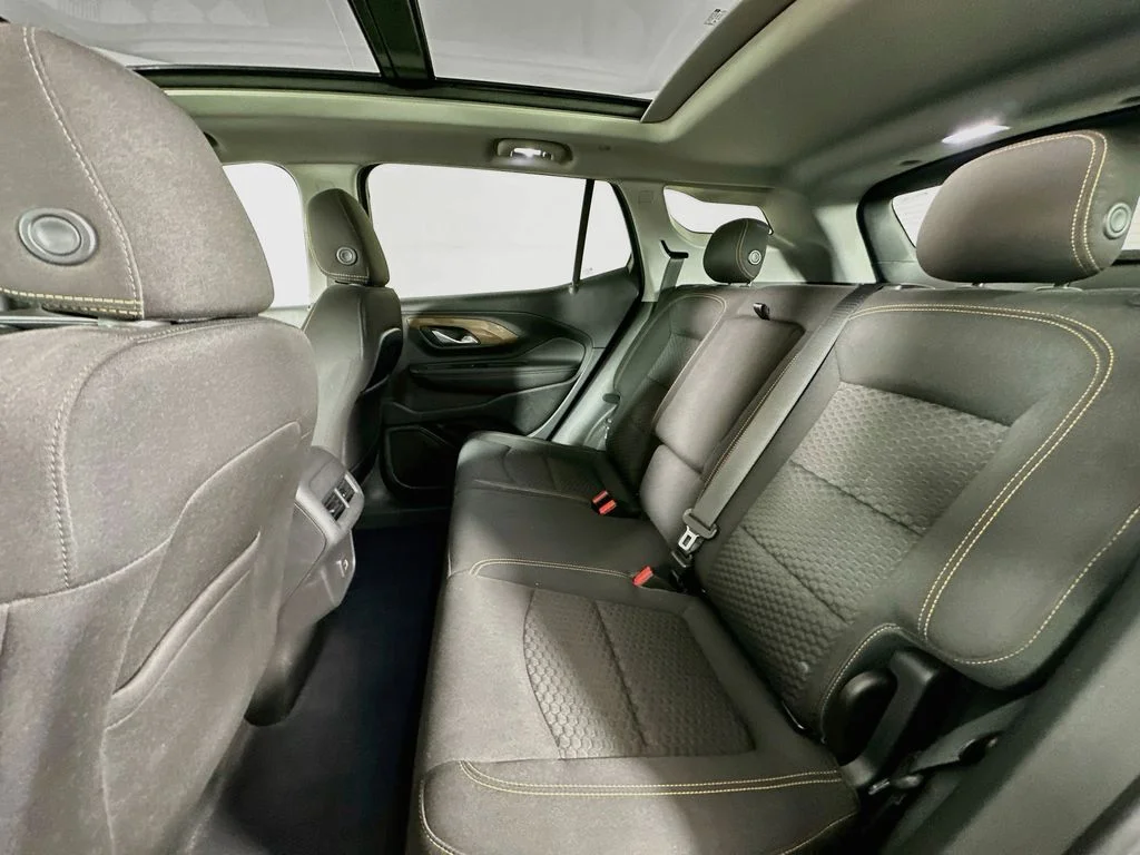 Used 2019 Steel Metallic GMC SLE image 22