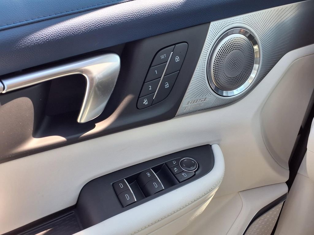 2026 Buick Enclave Avenir - Photo 12