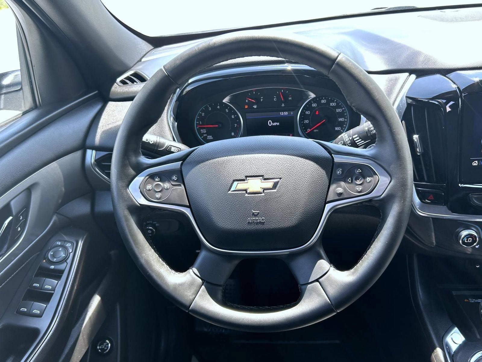 2023 Chevrolet Traverse 1LT - Photo 12