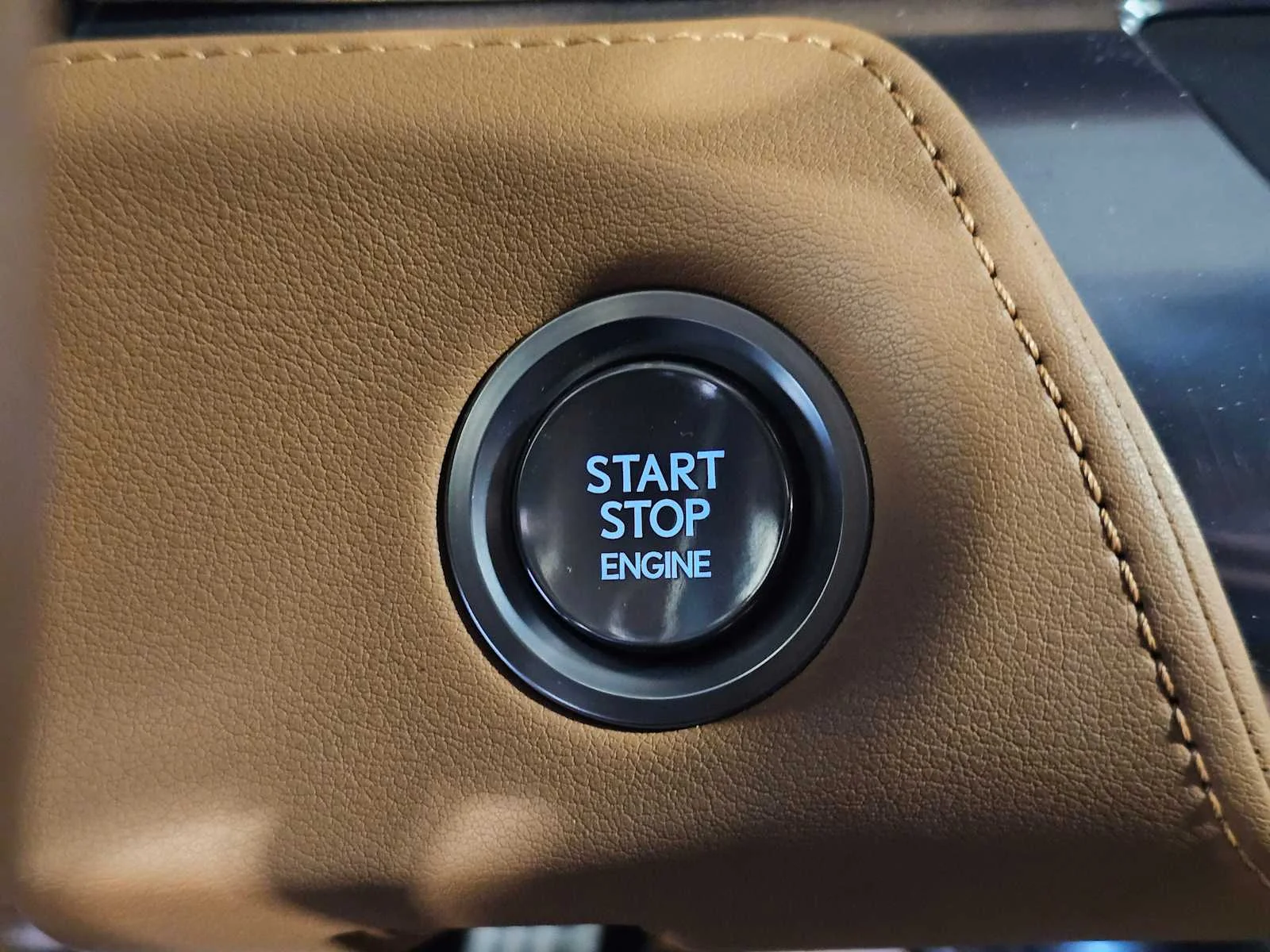 Used 2021 Infrared Lexus 500 image 16