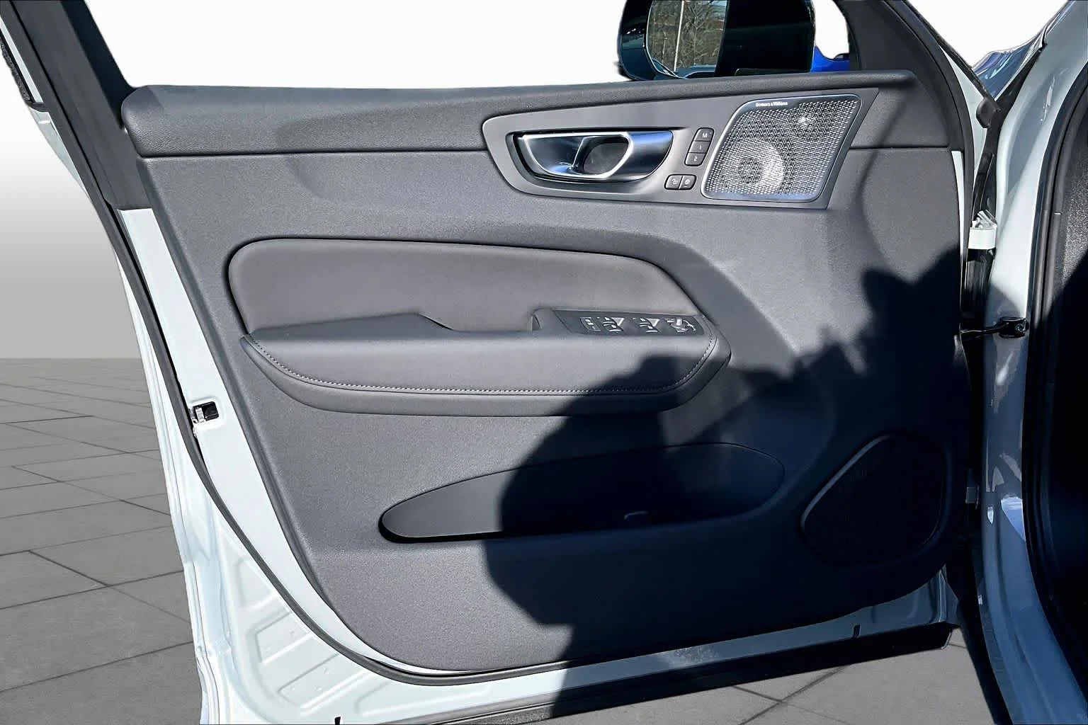 New 2026 Vapour Grey Volvo Ultra image 11