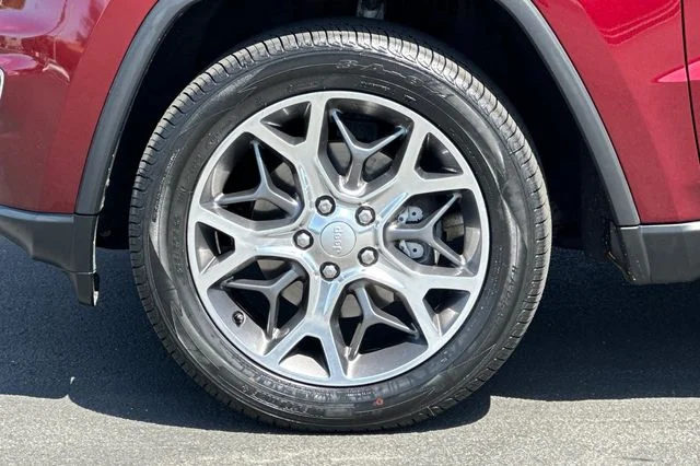 Used 2020 Red Jeep Limited image 30