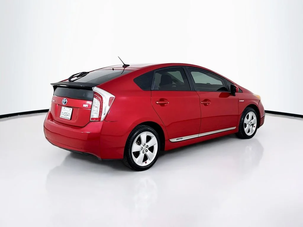 Used 2014 Red Toyota Five image 7