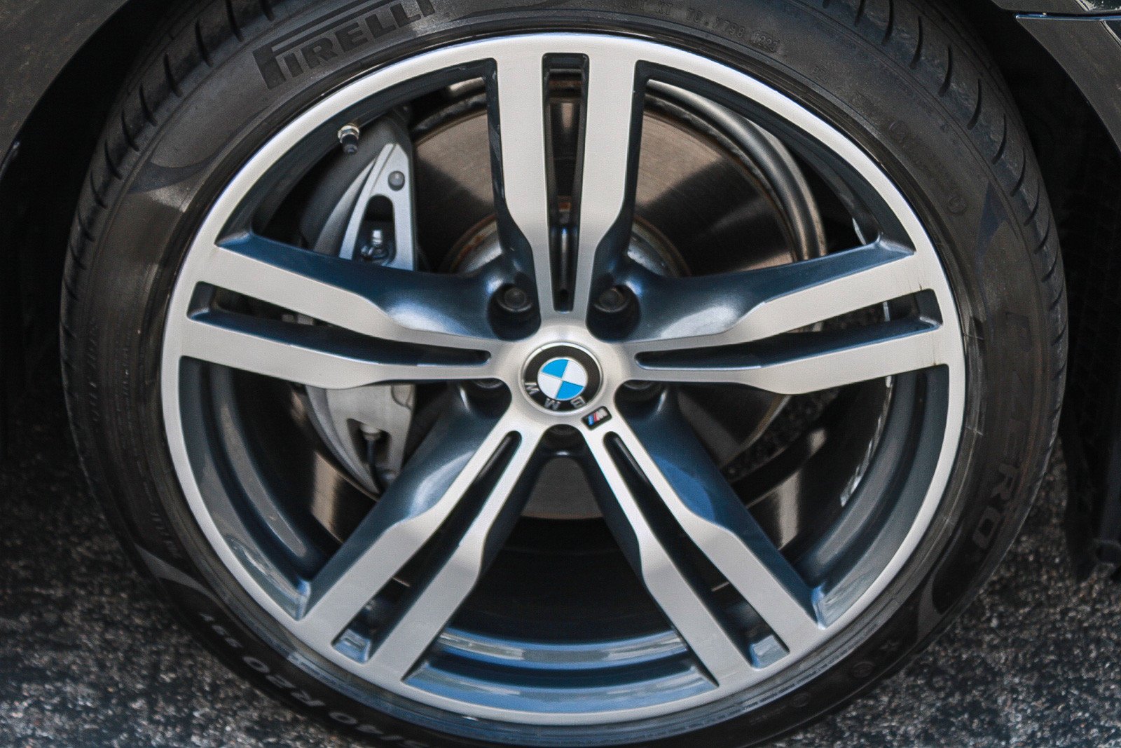 Used 2019 Black Sapphire Metallic BMW 740i image 10
