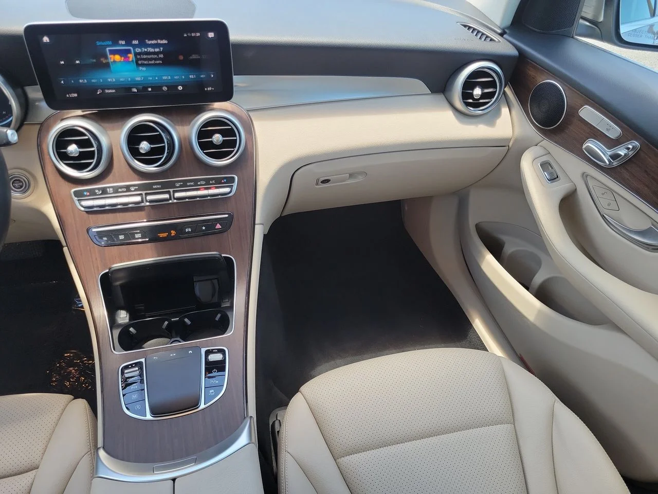 Certified Used 2022 Silver Mercedes-Benz GLC 300 image 16