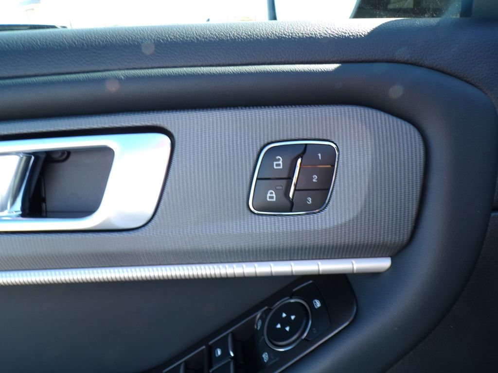 New 2026 Carbonized Gray Metallic Ford ST-Line image 11