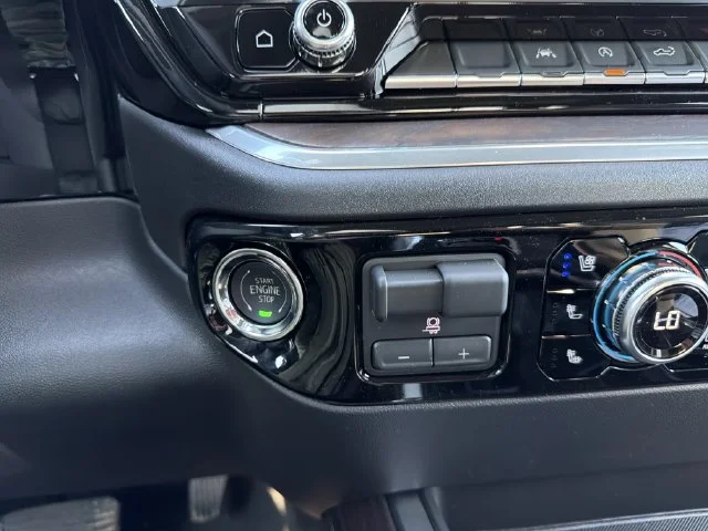 New 2026 Summit White GMC SLT image 28