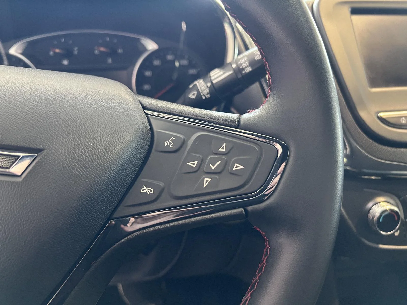 Used 2024 Lakeshore Blue Metallic Chevrolet RS image 18