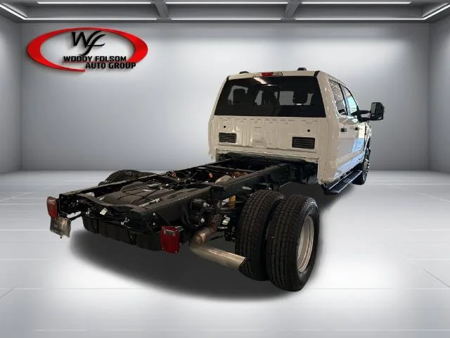 New 2027 Oxford White Ford F-350® XL image 23