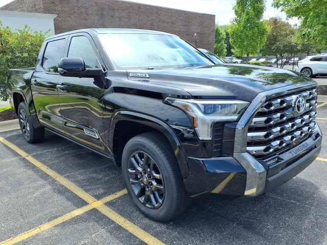 2026 Toyota Tundra PLATINUM CREWMAX