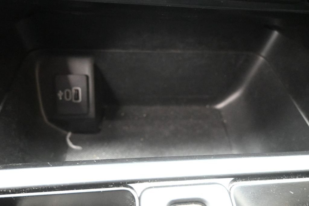 Used 2025 White Ford Tremor image 30