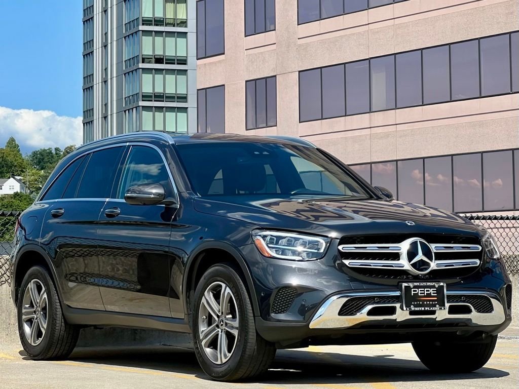 Certified Used 2022 Gray Mercedes-Benz GLC 300 image 1