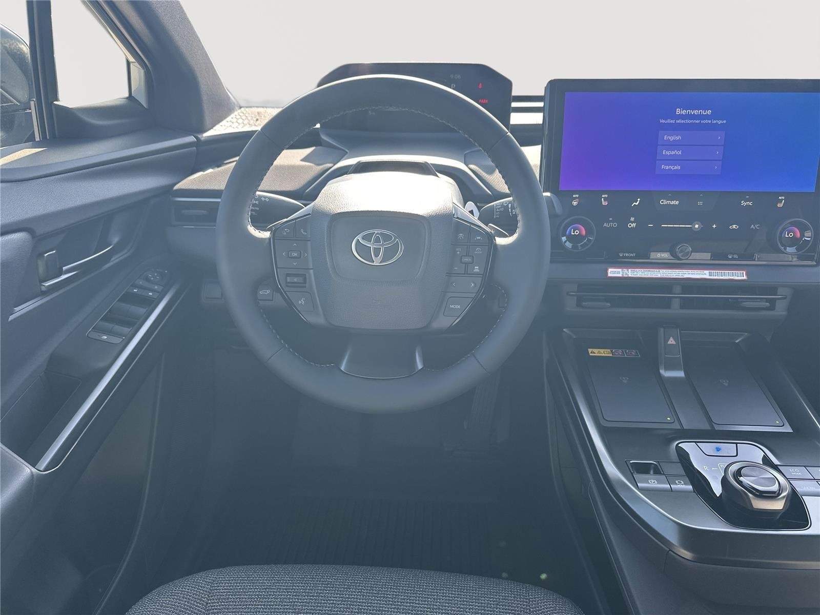 New 2026 Wind Chill Pearl <sup>1</sup> Toyota  XLE image 19