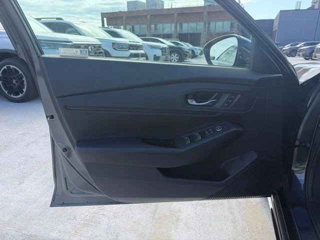 Used 2023 Gray Honda EX-L image 10