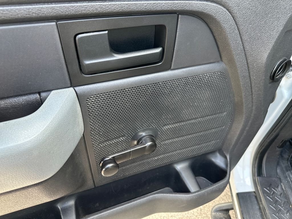 Used 2013 White Ford XL image 16