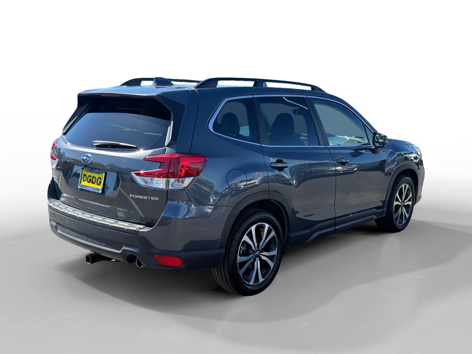 Used 2020 Gray Metallic Subaru Limited image 5
