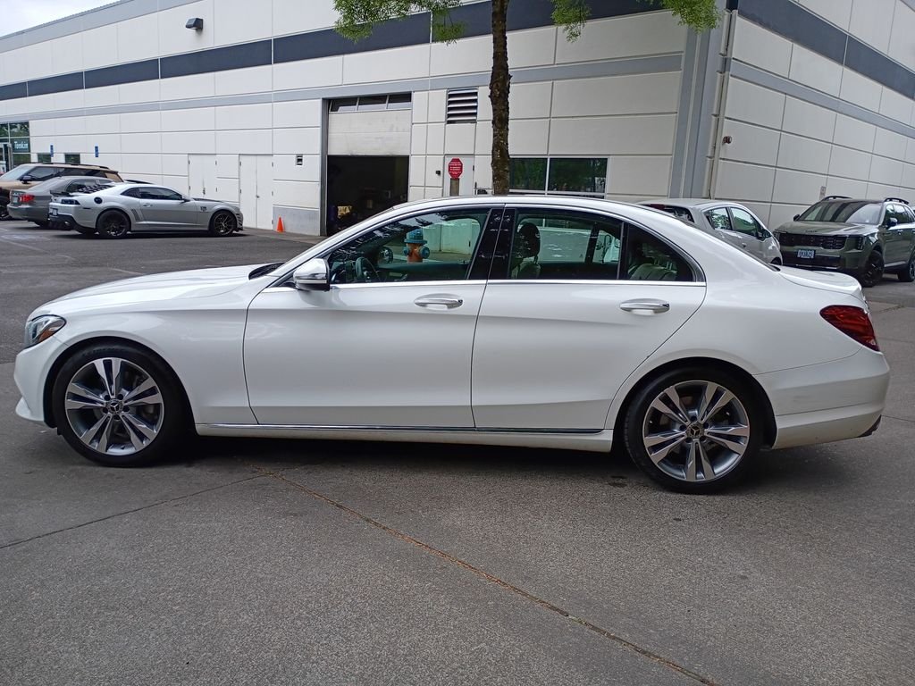 Used 2018 Diamond White Metallic Mercedes-Benz C 300 image 7