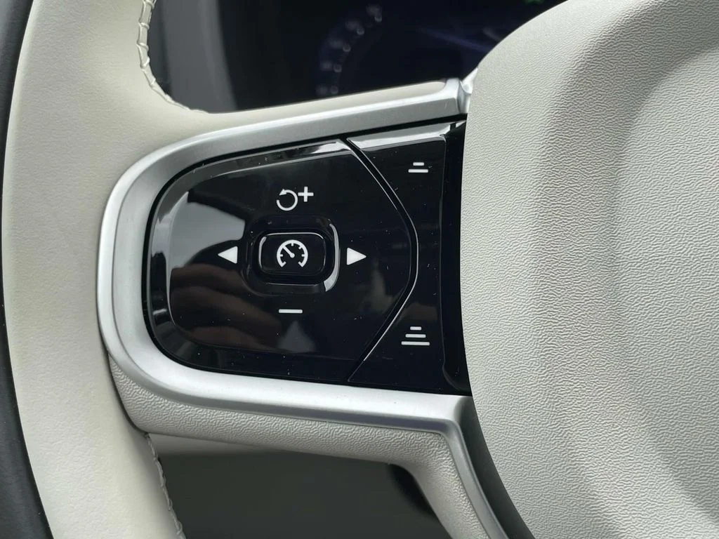 2026 Volvo XC60 Ultra - Photo 13