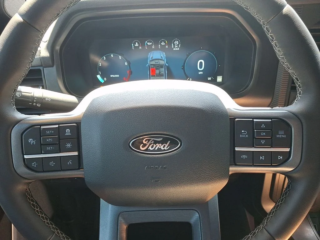 Used 2025 White Ford Lariat image 20