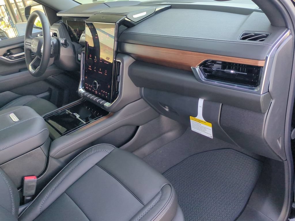 2026 GMC Yukon XL Denali - Photo 32