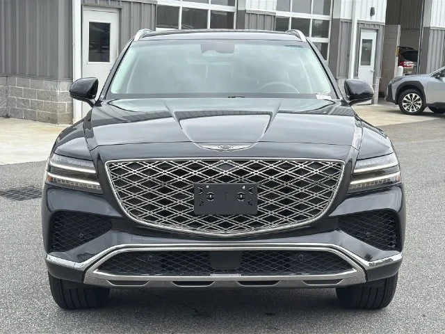 Used 2025 Black Genesis 2.5T image 16