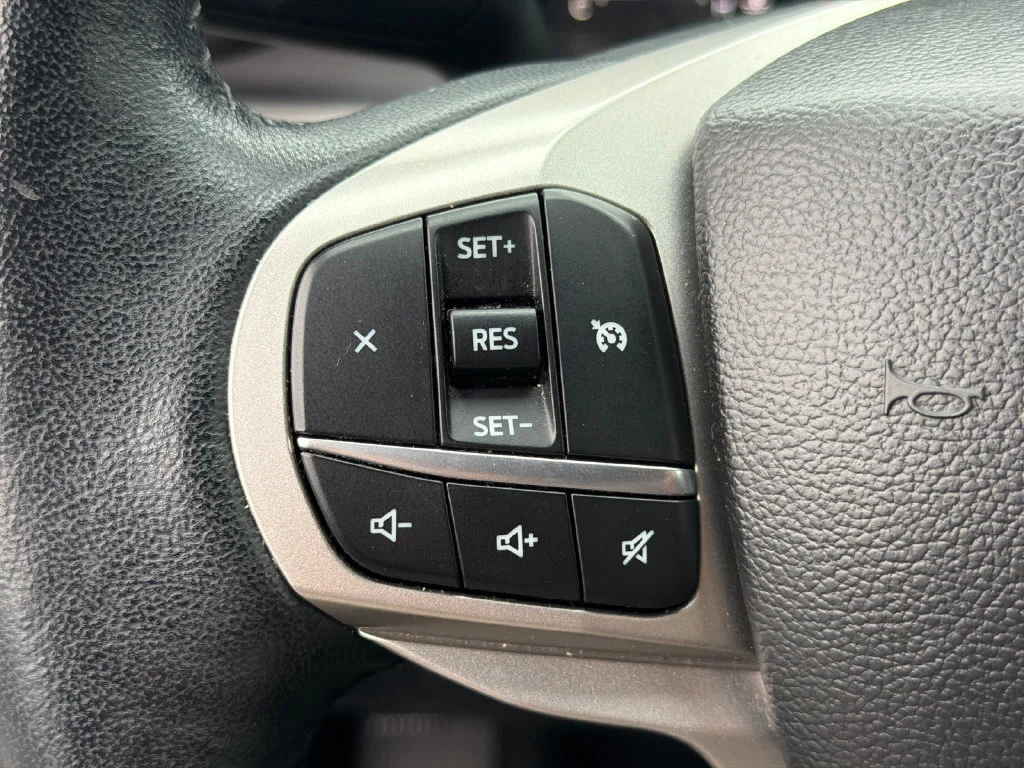 Used 2023 Silver Ford XLT image 25