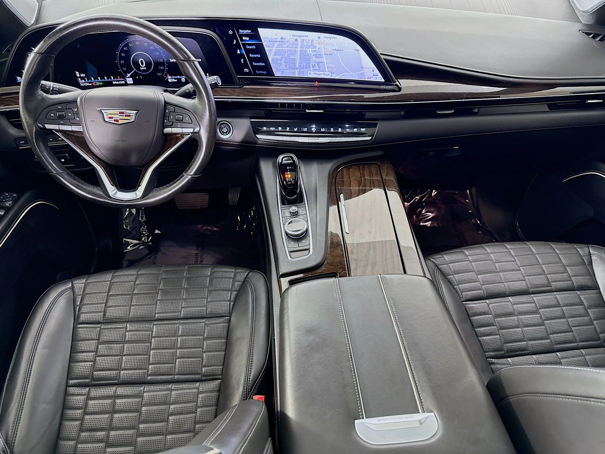 Used 2023 Crystal White Tricoat Cadillac Sport Platinum image 27