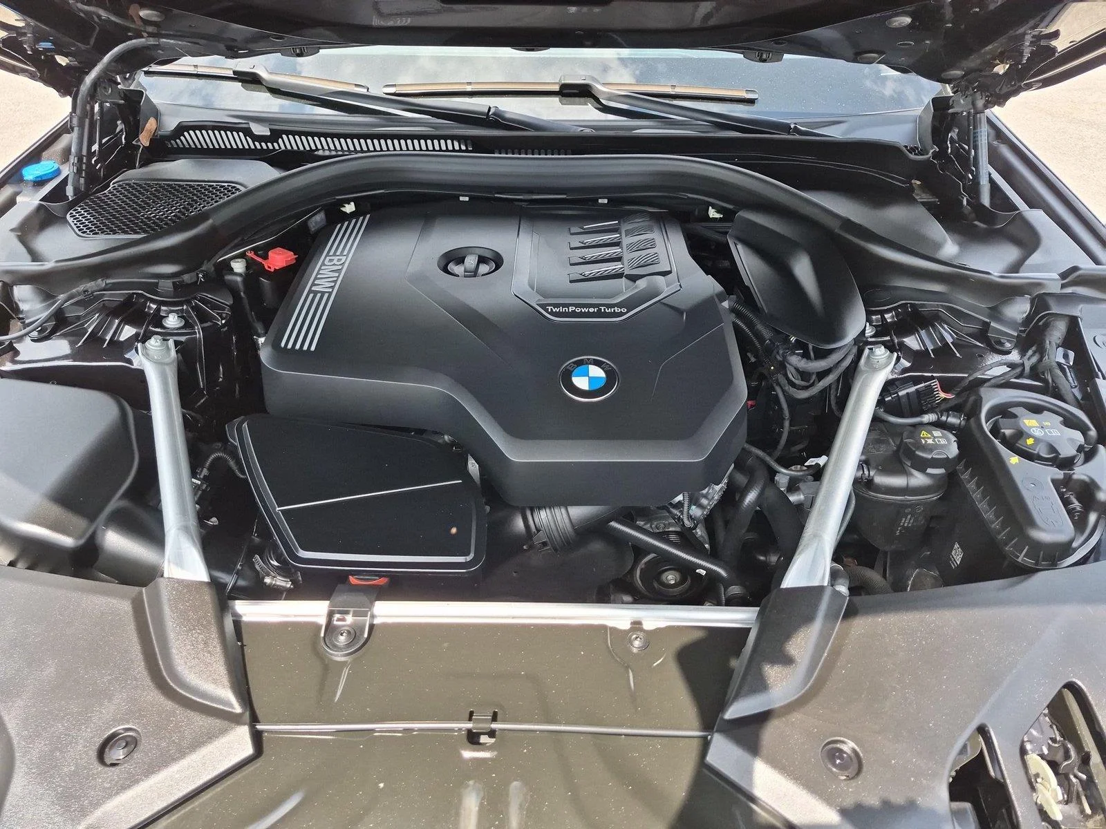 Certified Used 2023 Dark Graphite Metallic BMW 530i xDrive image 40