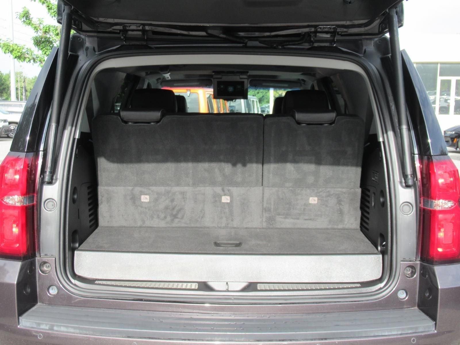 Used 2018 Gray Chevrolet Premier image 41