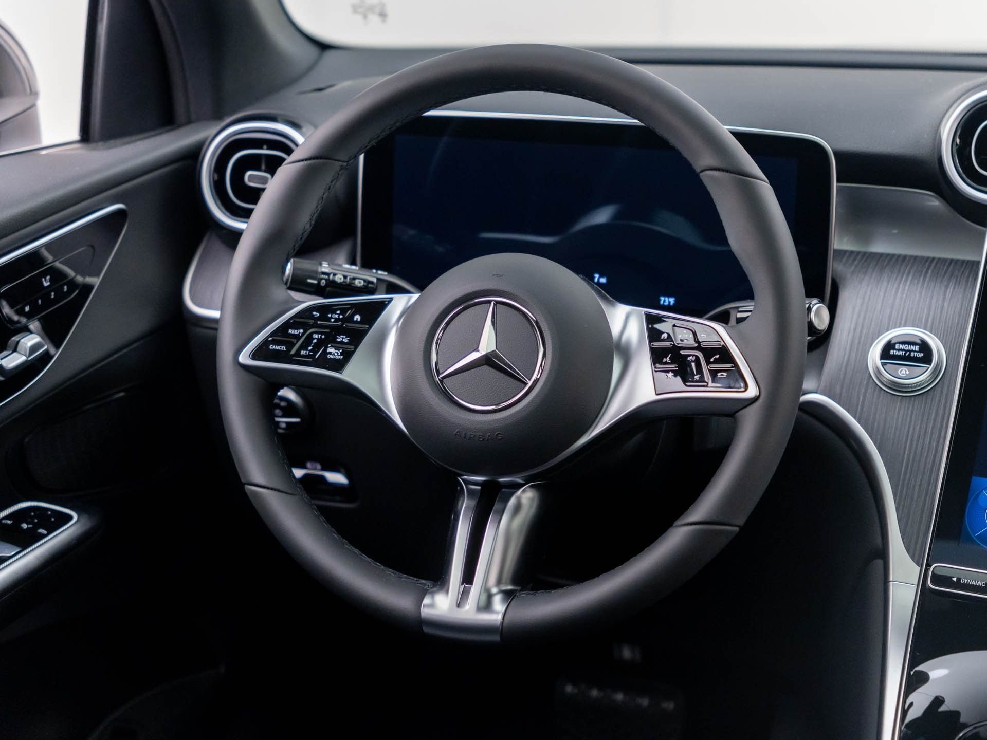 New 2027 Black Mercedes-Benz GLC 300 image 11