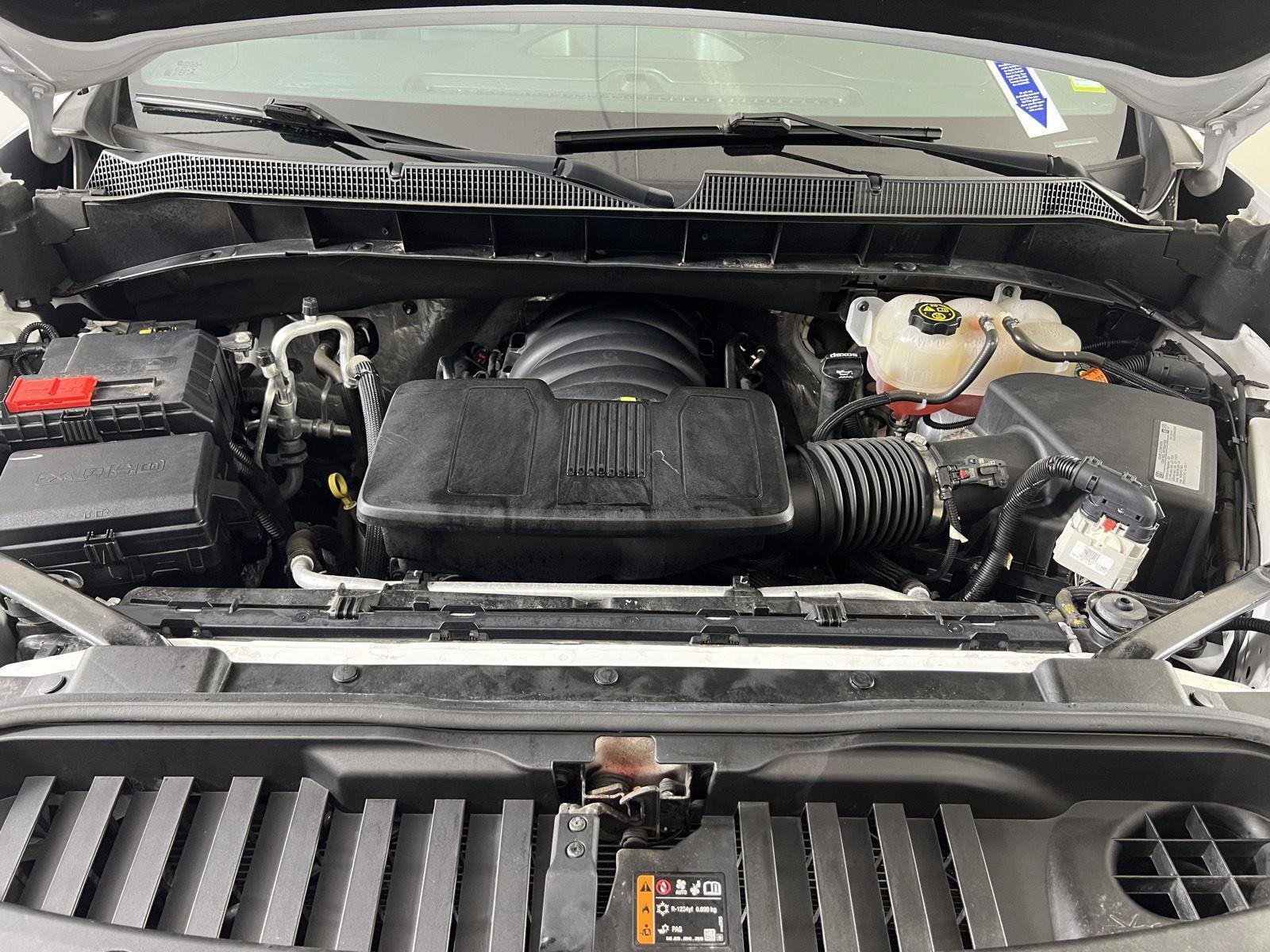 Used 2021 Pearl Chevrolet High Country image 23