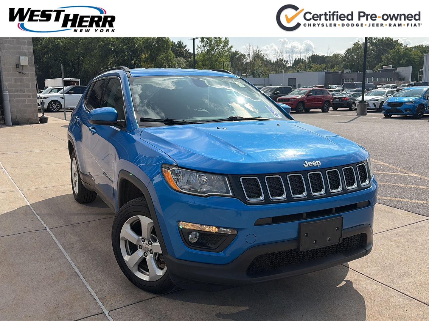 Used 2020 Laser Blue Pearlcoat Jeep Latitude image 1