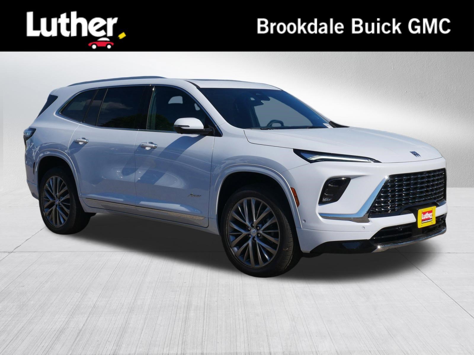 2026 Buick Enclave Avenir AWD's photo