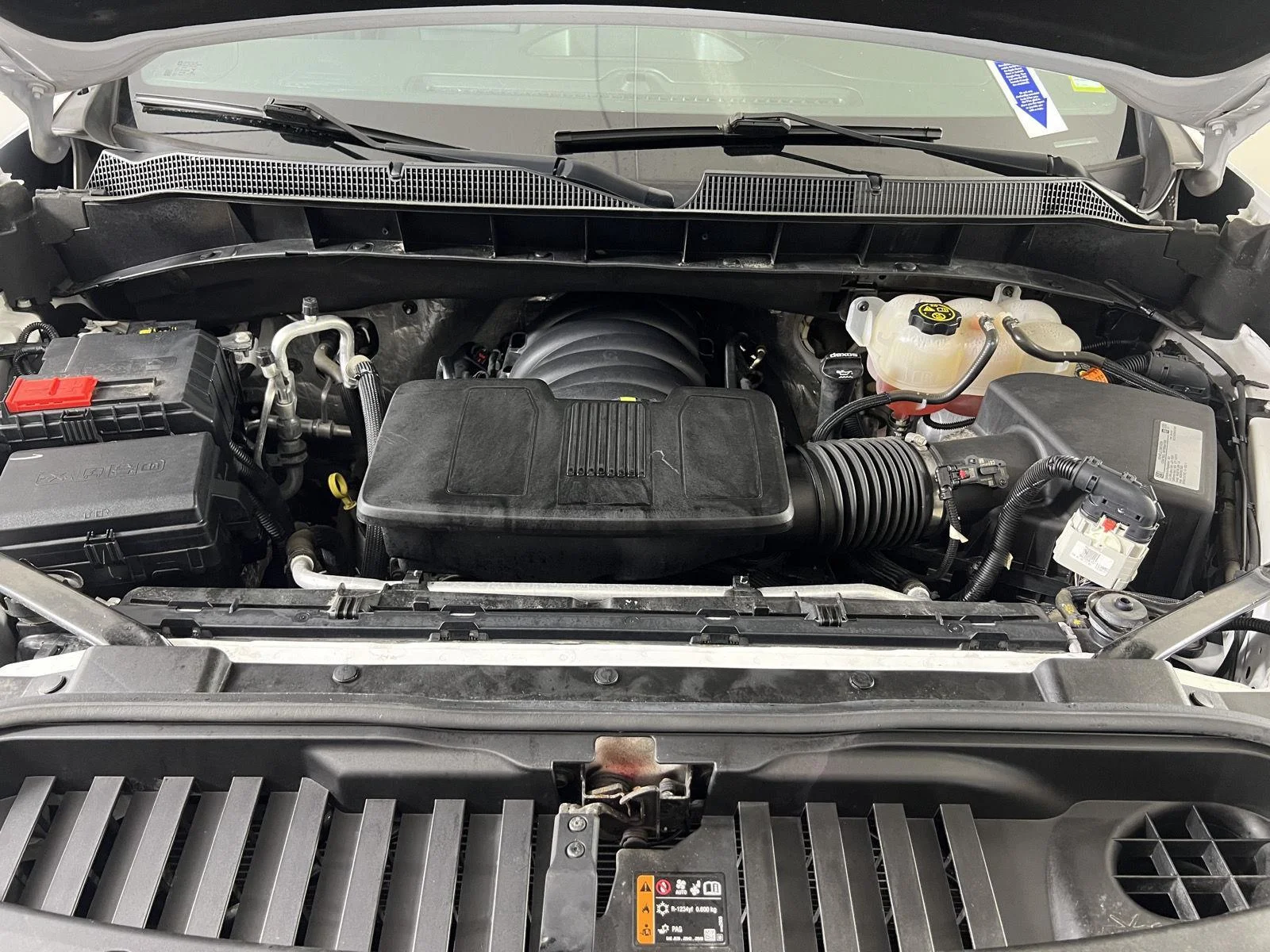 Used 2021 Pearl Chevrolet High Country image 23
