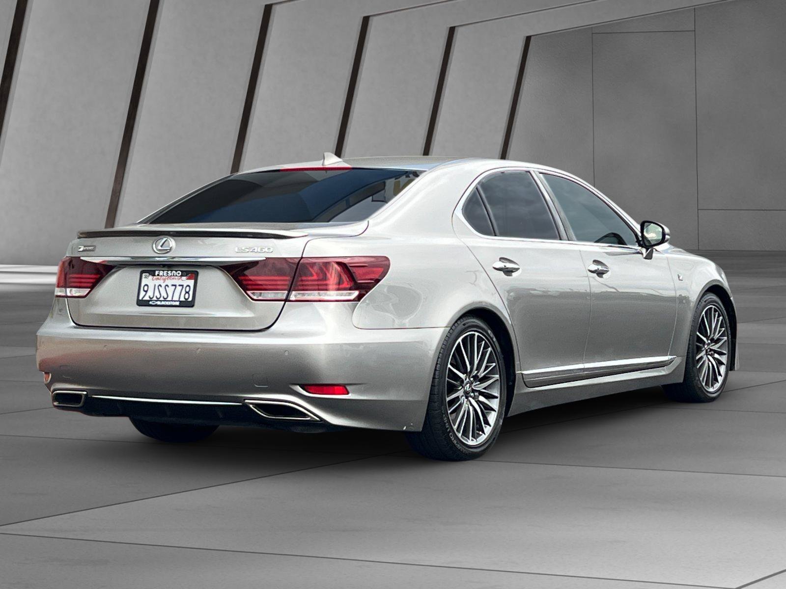 Used 2017 Gray Lexus LS 460 image 4
