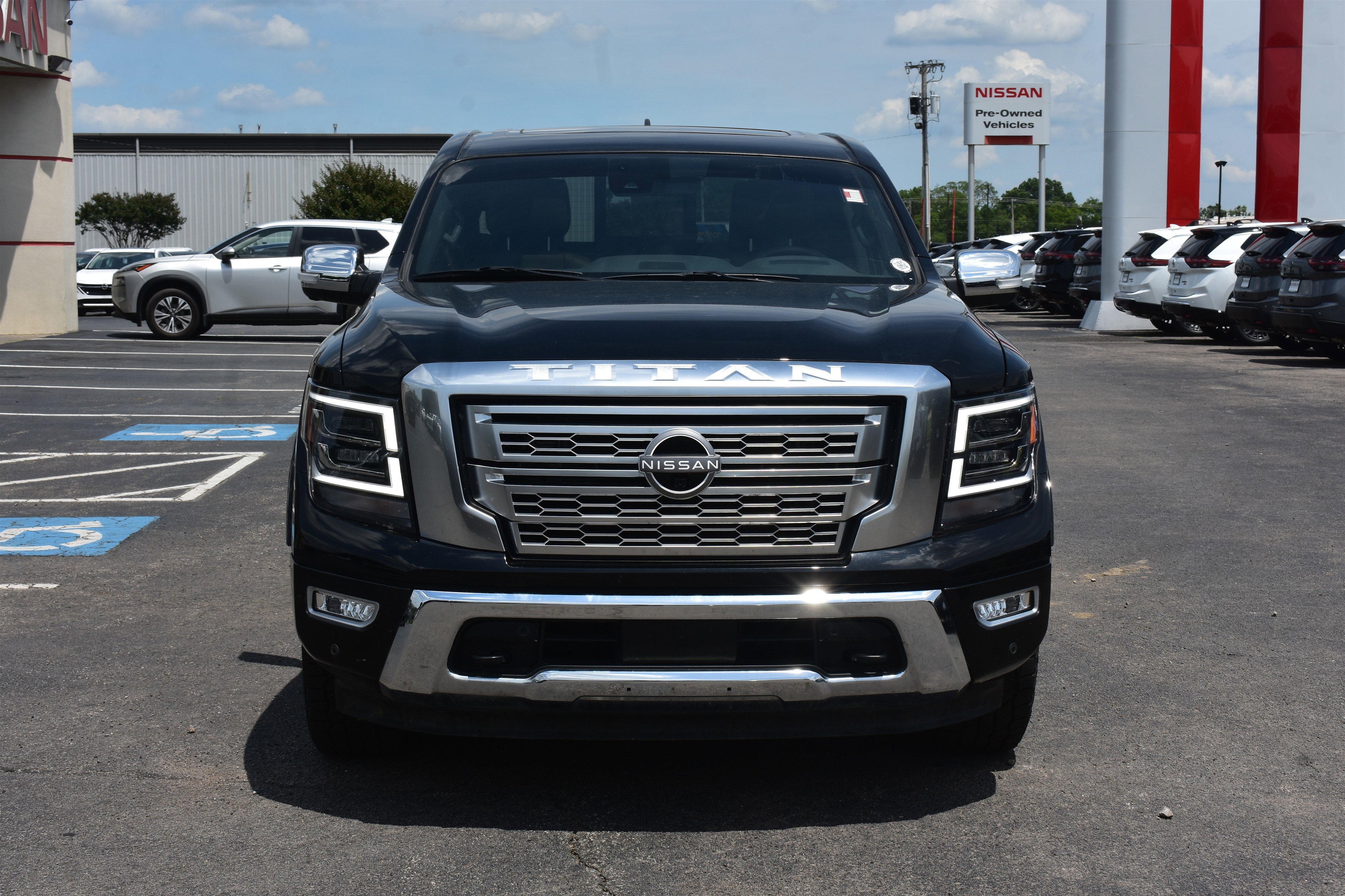 Used 2023 Nissan Titan Platinum Reserve with VIN 1N6AA1EFXPN113842 for sale in Little Rock
