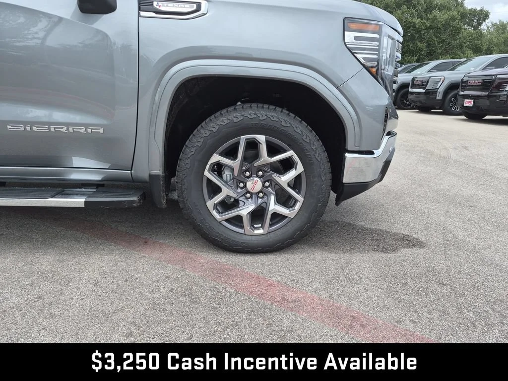 2026 GMC Sierra 1500 SLT - Photo 16
