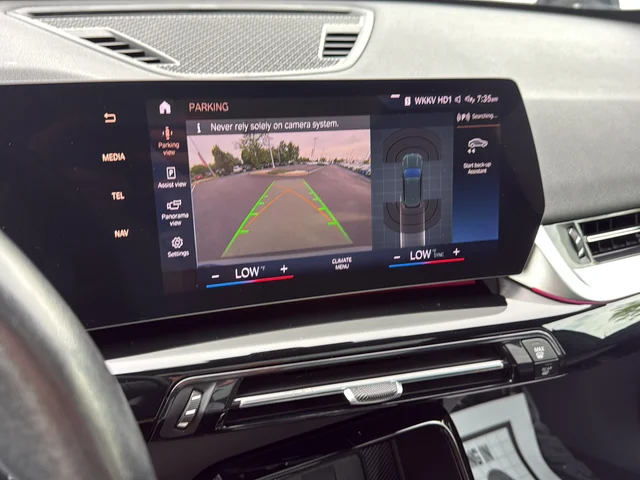 Used 2023 Green BMW xDrive28i image 16