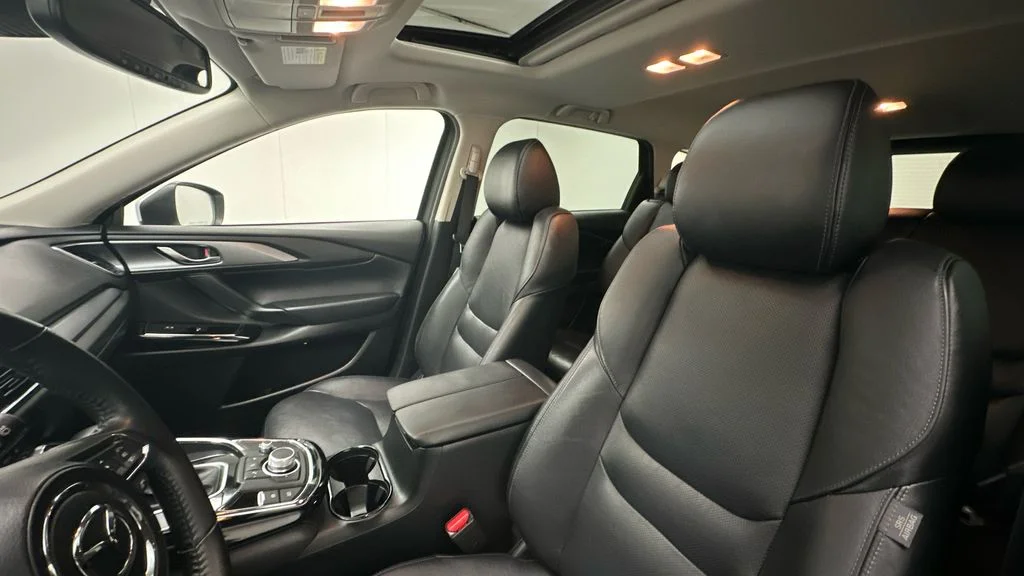 Used 2023 Silver Mazda Touring image 9